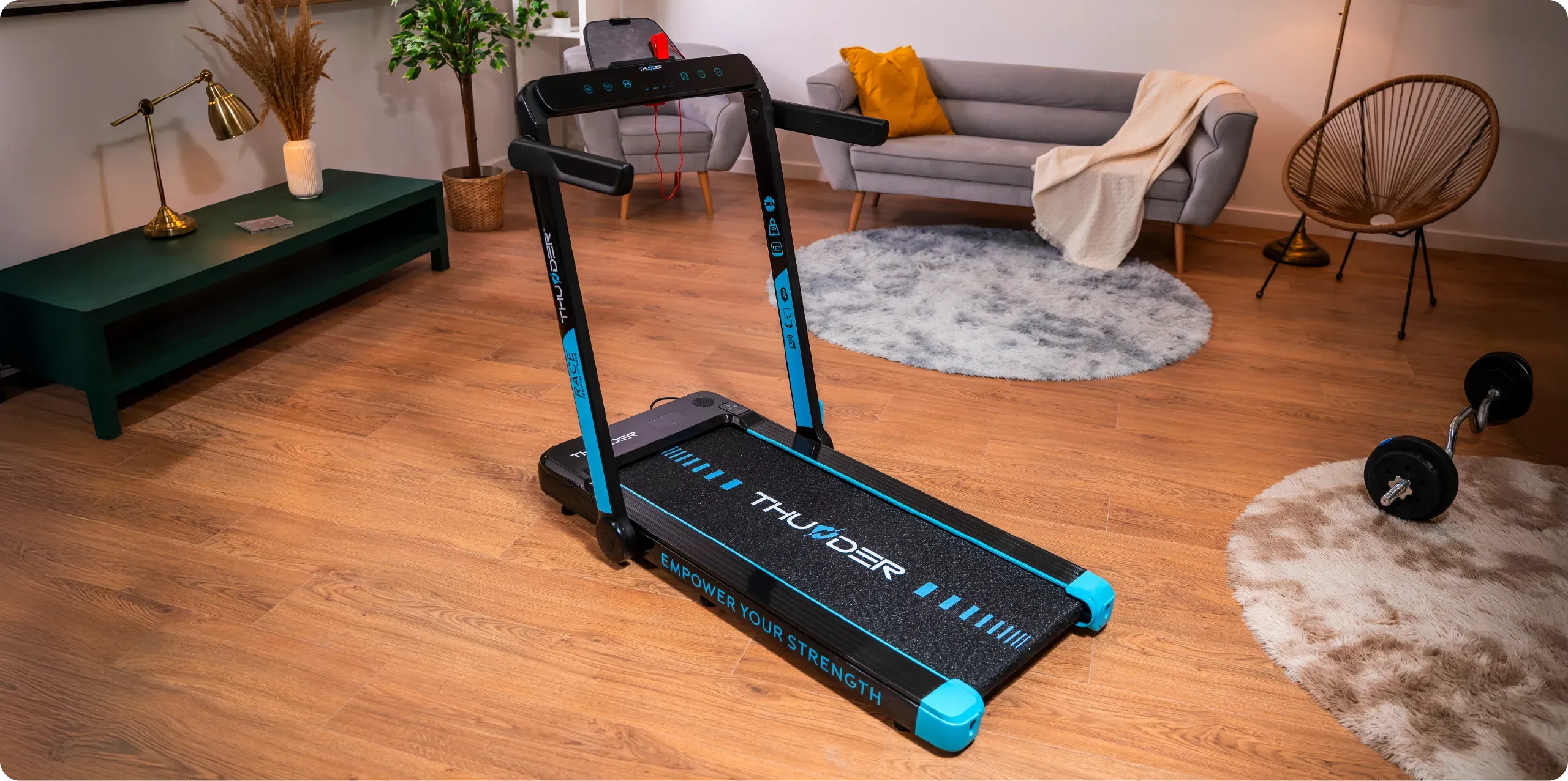 Race Black – antraštė