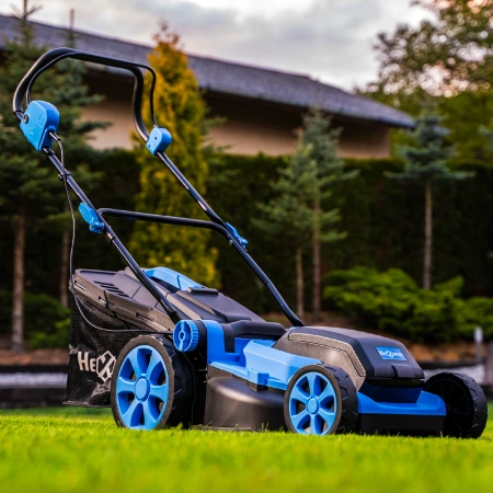 Akumuliatorinė vejapjovė Hexwelt HW-KA-40 40 cm 40 V 8 Ah